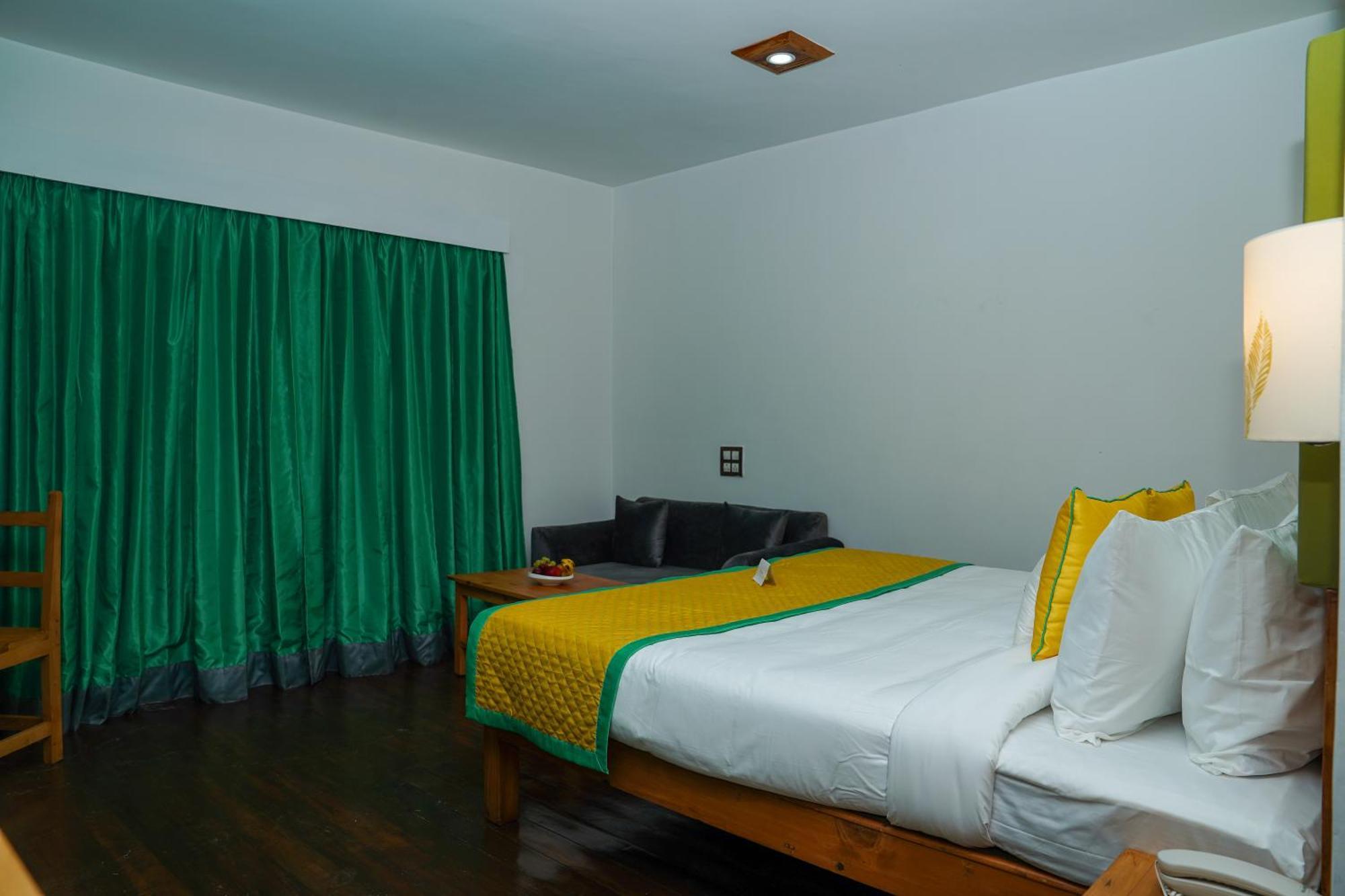 Zone Connect By The Park, Manali Hotel Exterior photo