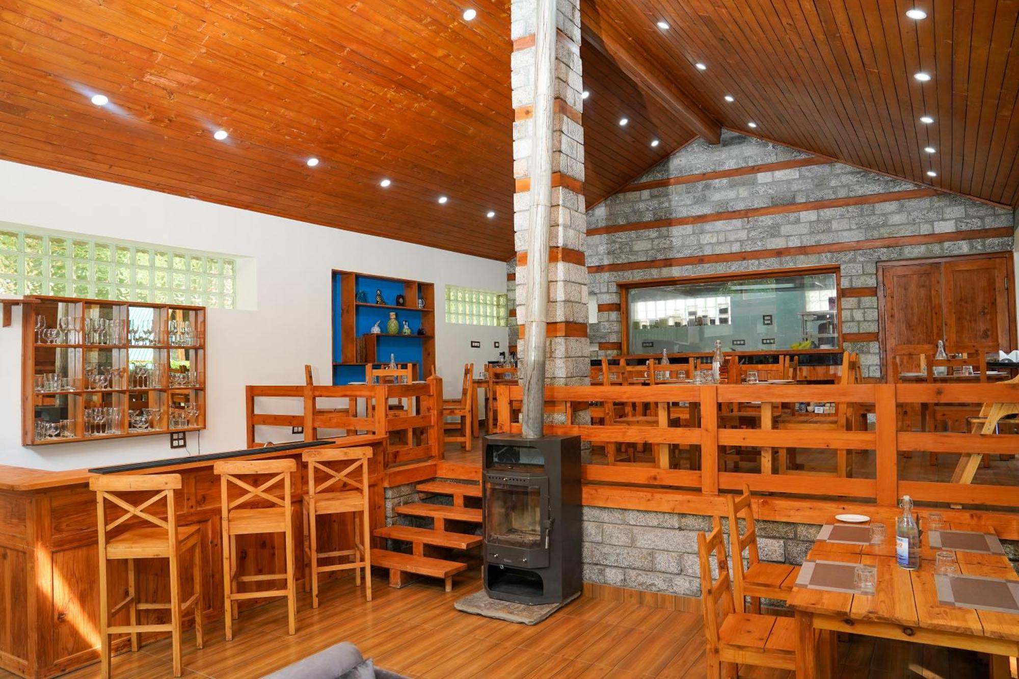 Zone Connect By The Park, Manali Hotel Exterior photo